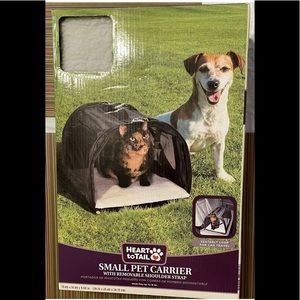 Heart 2 Tail Small Pet Carrier w/ Removable Strap